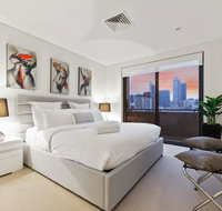 The Executive Penthouse - Sunshine Coast Guide