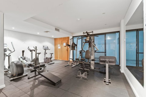 The Executive Penthouse - Sunshine Coast Guide 21