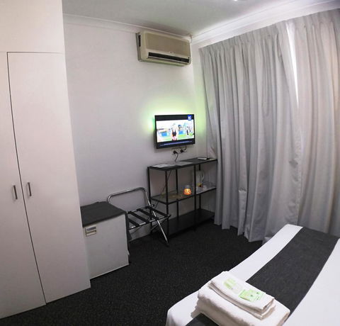 Criterion Hotel Perth - Sunshine Coast Guide 3