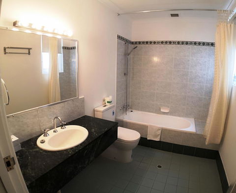 Criterion Hotel Perth - Sunshine Coast Guide 27