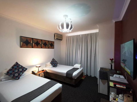 Criterion Hotel Perth - Sunshine Coast Guide 14