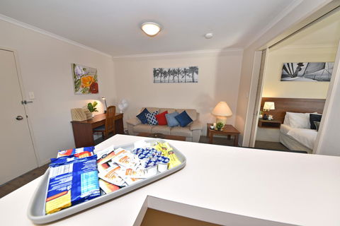 Inner Perth CBD 1X1 Apartment: 605451 - Sunshine Coast Guide 16