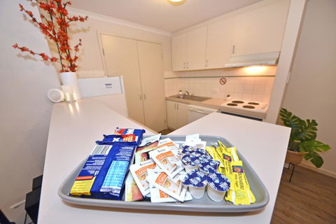 Inner Perth CBD 1X1 Apartment: 605451 - Sunshine Coast Guide 15
