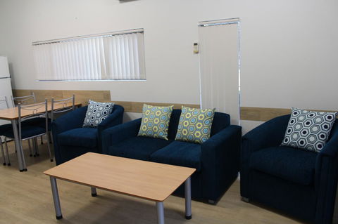Mandurah Ocean Marina Chalets - Sunshine Coast Guide 7