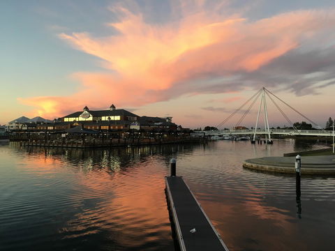 Mandurah Ocean Marina Chalets - Sunshine Coast Guide 4