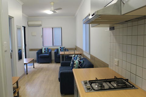 Mandurah Ocean Marina Chalets - Sunshine Coast Guide 20