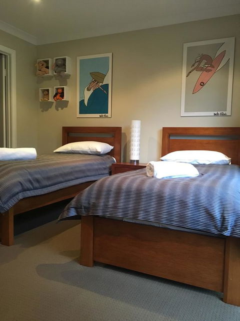 Rowley House - Sunshine Coast Guide 3