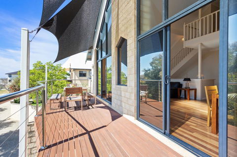 Swanview Ardross Shortstays - Sunshine Coast Guide 14