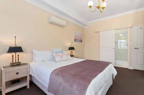 Swanview Ardross Shortstays - Sunshine Coast Guide 17