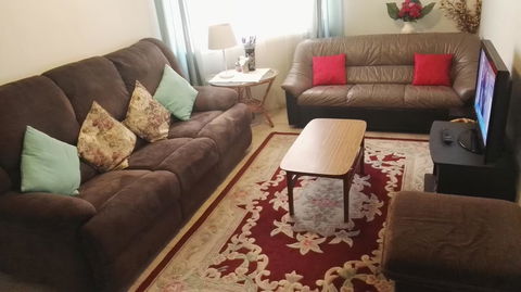 Affordable Inn - Sunshine Coast Guide 7