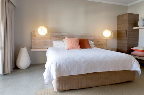 The Marina Hotel - Mindarie - Sunshine Coast Guide 20