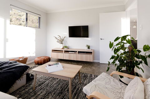 Ironstone Studio Margaret River - Sunshine Coast Guide 9