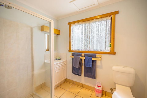 Queechy Motel - Sunshine Coast Guide 29