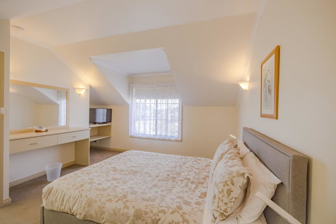 Queechy Motel - Sunshine Coast Guide 13