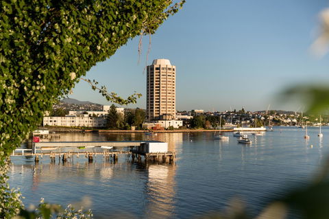 Wrest Point - Sunshine Coast Guide 15