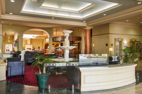Hotel Grand Chancellor Launceston - Sunshine Coast Guide 1