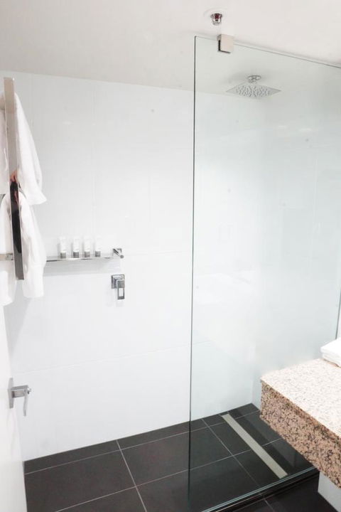 Hotel Grand Chancellor Launceston - Sunshine Coast Guide 36