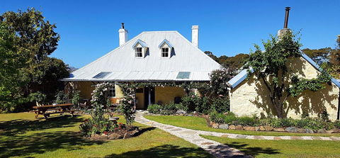 Orford's Sanda House B&B - Sunshine Coast Guide 1