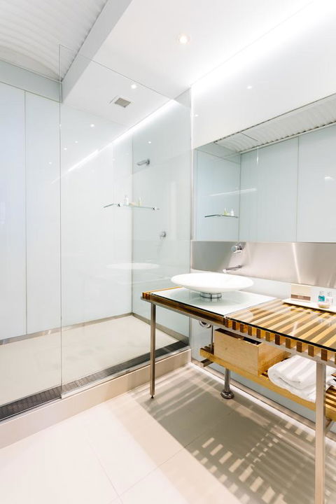 The Henry Jones Art Hotel - Sunshine Coast Guide 43