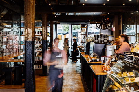 The Henry Jones Art Hotel - Sunshine Coast Guide 21