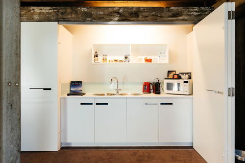 The Henry Jones Art Hotel - Sunshine Coast Guide 31