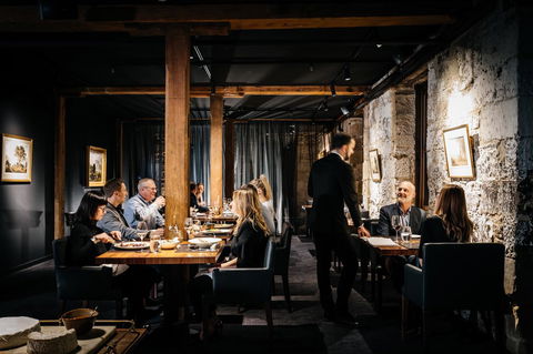 The Henry Jones Art Hotel - Sunshine Coast Guide 13