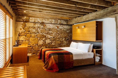 The Henry Jones Art Hotel - Sunshine Coast Guide 16