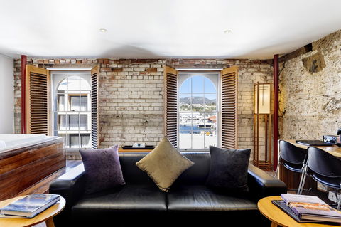 The Henry Jones Art Hotel - Sunshine Coast Guide 26