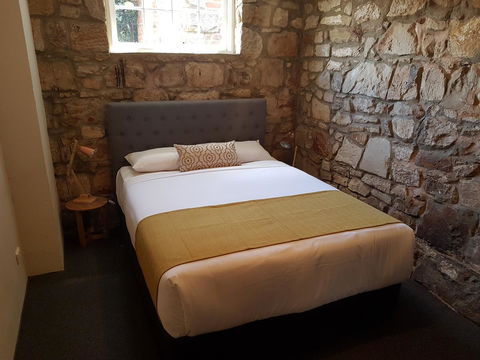 The Richmond Arms Hotel - Sunshine Coast Guide 4