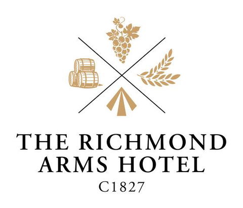 The Richmond Arms Hotel - Sunshine Coast Guide 18