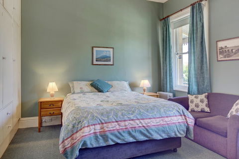 The Richmond Arms Hotel - Sunshine Coast Guide 22