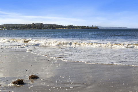 Summertime Cottage - Sunshine Coast Guide 26