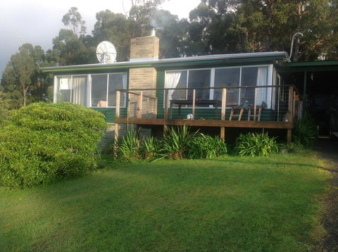 Summertime Cottage - Sunshine Coast Guide 39