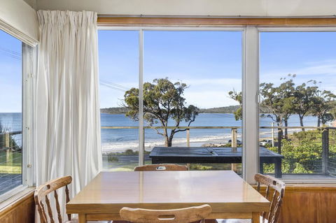Summertime Cottage - Sunshine Coast Guide 20