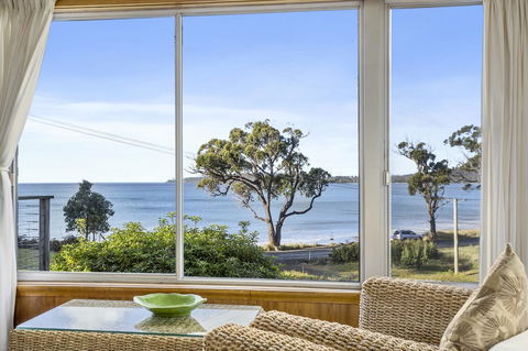 Summertime Cottage - Sunshine Coast Guide 19
