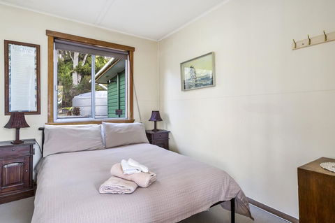 Summertime Cottage - Sunshine Coast Guide 23