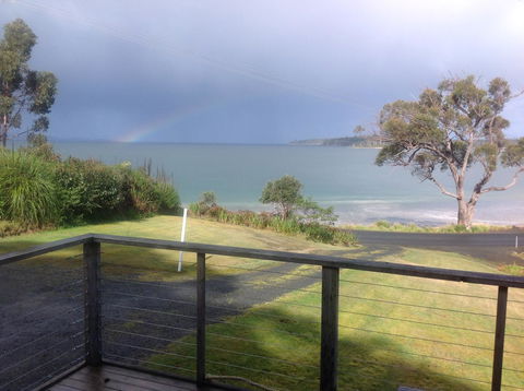 Summertime Cottage - Sunshine Coast Guide 38