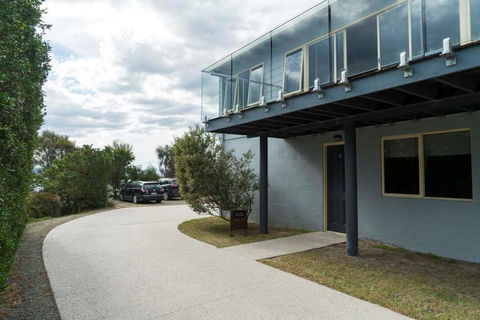 Freycinet Panorama - Sunshine Coast Guide 3