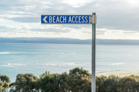 Freycinet Panorama - Sunshine Coast Guide 16