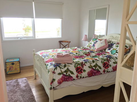 The Ultimate Beach House - Sunshine Coast Guide 17