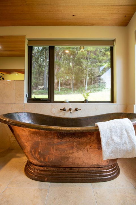 Adventure Bay Retreat Bruny Island - Sunshine Coast Guide 12