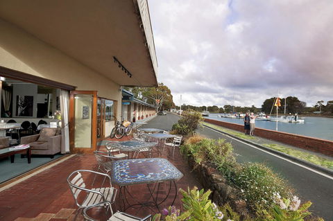 The Waterfront Wynyard - Sunshine Coast Guide 3