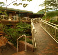 Mayfair Plaza Motel
