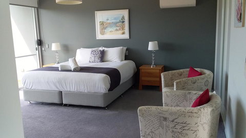 Pelican Point Sanctuary - Sunshine Coast Guide 15