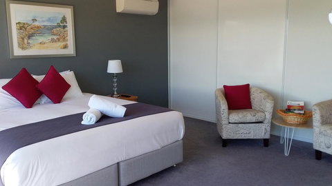 Pelican Point Sanctuary - Sunshine Coast Guide 31