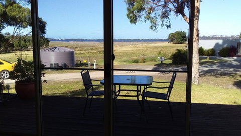 Pelican Point Sanctuary - Sunshine Coast Guide 28