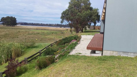 Pelican Point Sanctuary - Sunshine Coast Guide 23