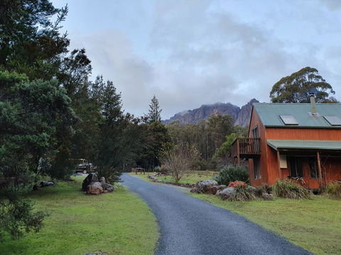 Roland B&B - Sunshine Coast Guide 32