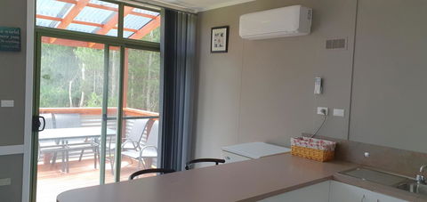 Roland B&B - Sunshine Coast Guide 5