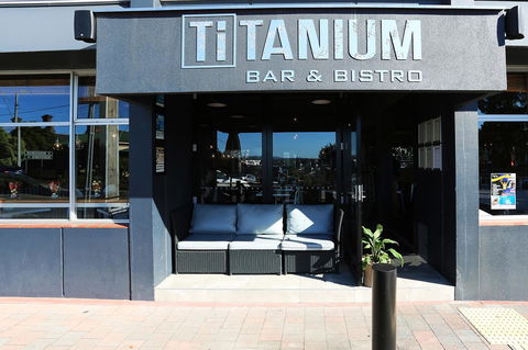 Hotel Launceston - Sunshine Coast Guide 20